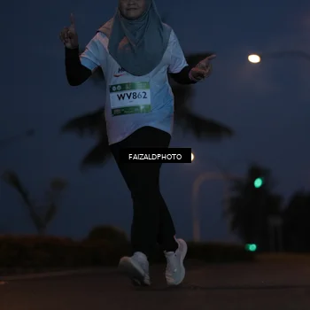 Runner Photo 7758210