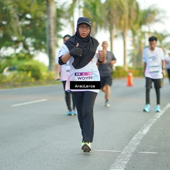 Runner Photo 7758214