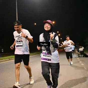 Runner Photo 7758216