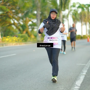 Runner Photo 7758222