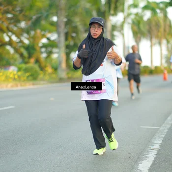 Runner Photo 7758224