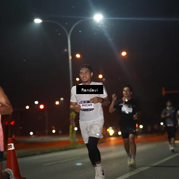 Runner Photo 7758232