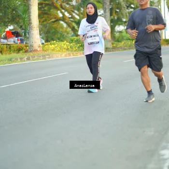 Runner Photo 7758243