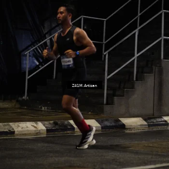 Runner Photo 7758248