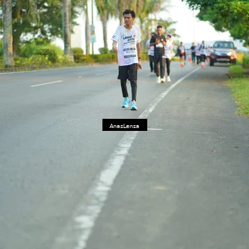 Runner Photo 7758259