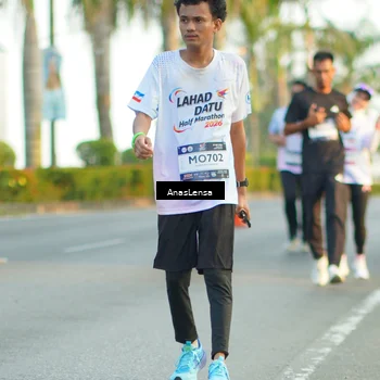 Runner Photo 7758263