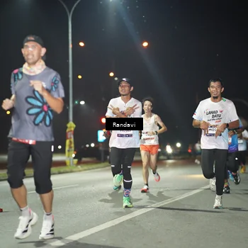 Runner Photo 7758265