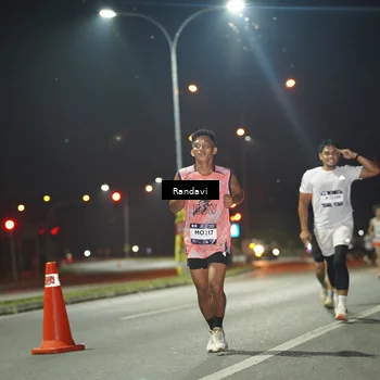 Runner Photo 7758271