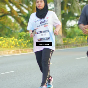 Runner Photo 7758280