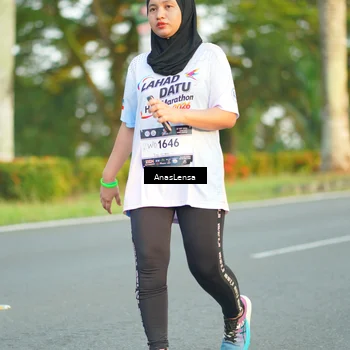 Runner Photo 7758281