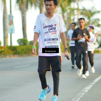Runner Photo 7758285