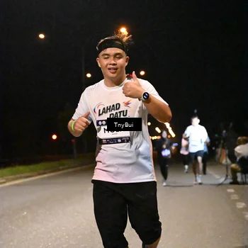 Runner Photo 7758290