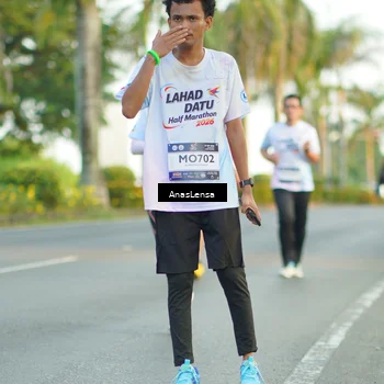 Runner Photo 7758305