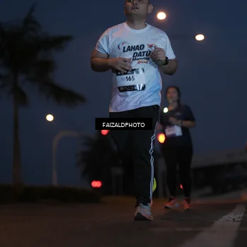 Runner Photo 7758307