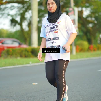 Runner Photo 7758324