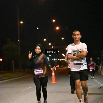 Runner Photo 7758341