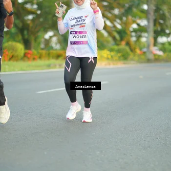 Runner Photo 7758344