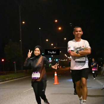 Runner Photo 7758358