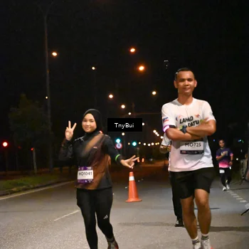 Runner Photo 7758359