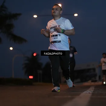 Runner Photo 7758368