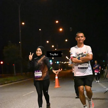 Runner Photo 7758371