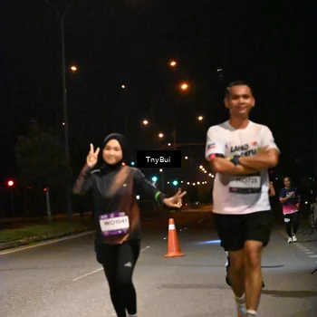 Runner Photo 7758375