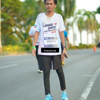 Runner Photo 7758376