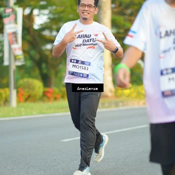 Runner Photo 7758385