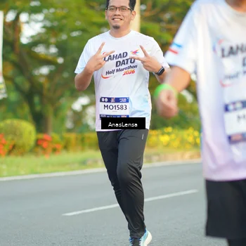 Runner Photo 7758389