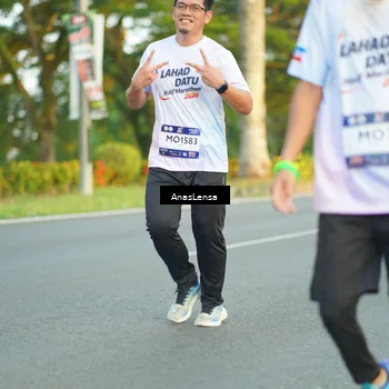 Runner Photo 7758393
