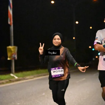 Runner Photo 7758395