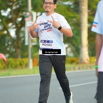Runner Photo 7758398