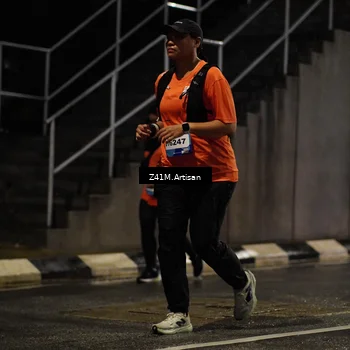 Runner Photo 7758403