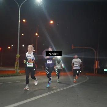 Runner Photo 7758410