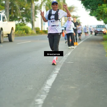Runner Photo 7758429