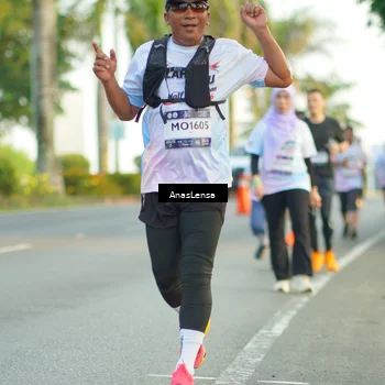 Runner Photo 7758432