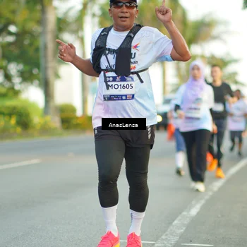 Runner Photo 7758435