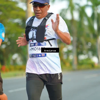 Runner Photo 7758452