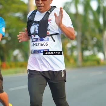 Runner Photo 7758456