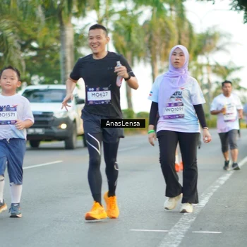 Runner Photo 7758471