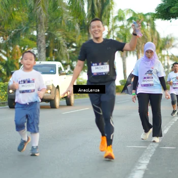 Runner Photo 7758486
