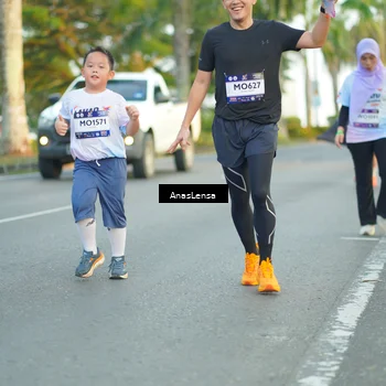 Runner Photo 7758496