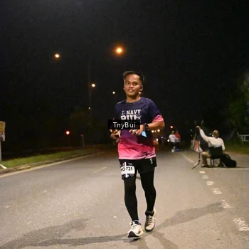 Runner Photo 7758506