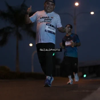 Runner Photo 7758522