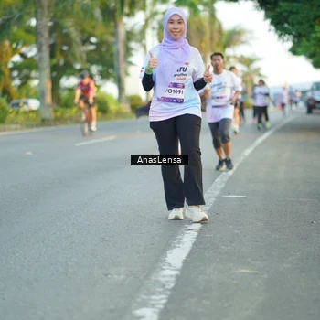 Runner Photo 7758523