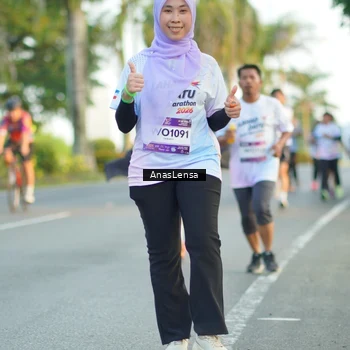 Runner Photo 7758524