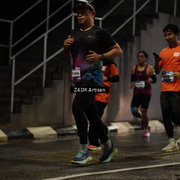 Runner Photo 7758526