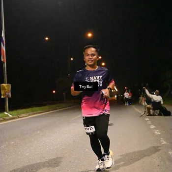 Runner Photo 7758541