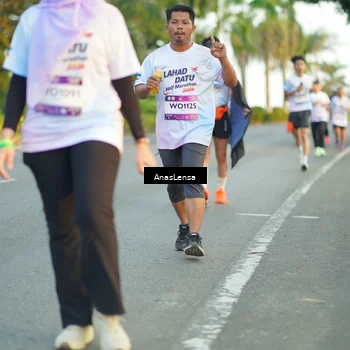 Runner Photo 7758543