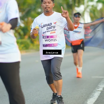 Runner Photo 7758552